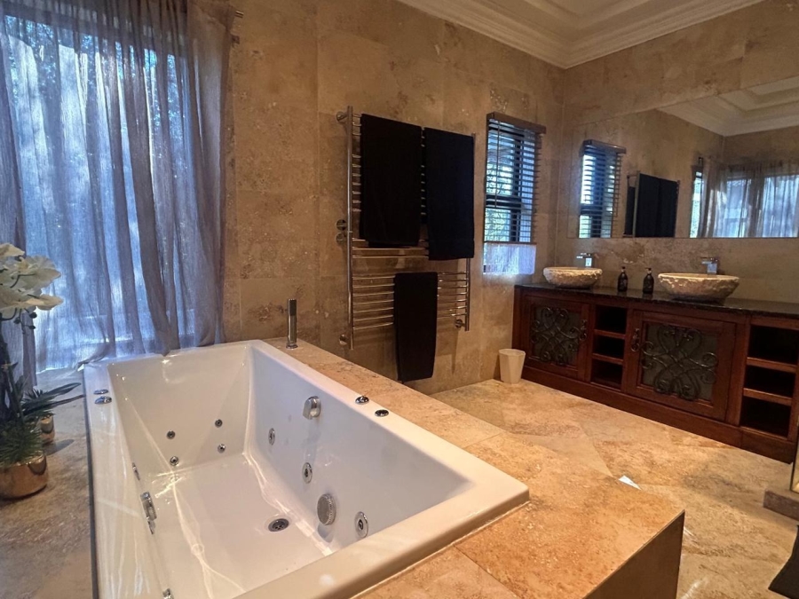 4 Bedroom Property for Sale in Parys Free State